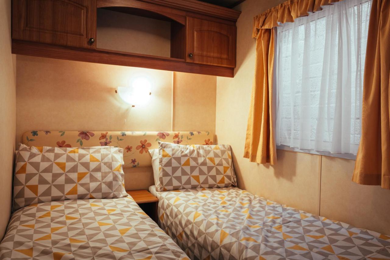 Aaranmore Mobile Home Portrush Exteriör bild